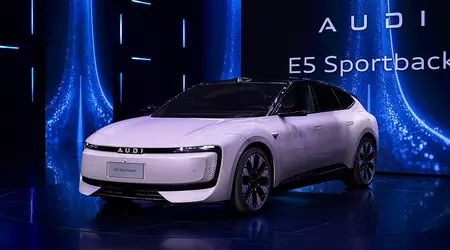 Audis første model bygget udelukkende til Kina har haft sin offentlige debut - og den er meget kraftfuld