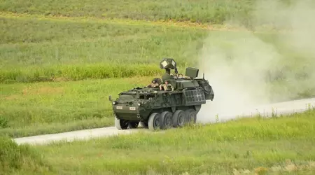 Den amerikanske hær har modtaget prototyper af luftforsvarssystemet DE M-SHORAD med laservåben.