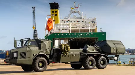 Storbritannien har modtaget den første svenske Archer-haubits som erstatning for de AS-90-artillerisystemer, der blev overført til Ukraine.