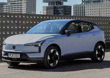 Volvo påbegynder produktionen af EX30 i ...