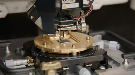 Amazon annoncerede Ocelot, virksomhedens nye processor til kvantecomputere