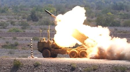 Den amerikanske hær har med succes gennemført den første affyringstest af det ubemandede missilsystem HIMARS, som vil være i stand til at bruge ballistiske PrSM-missiler med en rækkevidde på op til 500 kilometer.