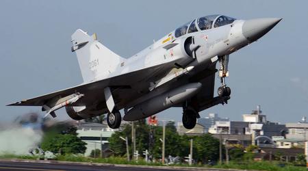 Taiwan moderniserer Mirage 2000-5-kampfly på grund af forsinkelser i leverancerne af amerikanske F-16 Block 70 Viper-fly.