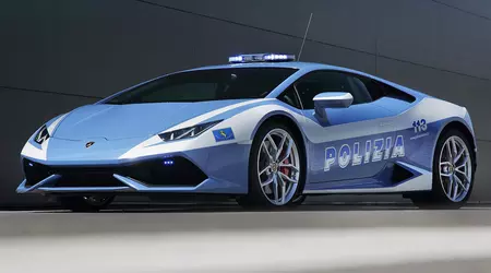 Seks særlige superbiler: Lamborghini fejrer 20 års samarbejde med det italienske politi