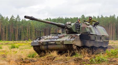 Tyskerne viser, hvordan de træner ukrainsk militær i PzH 2000 