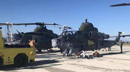 Bell har leveret et tredje parti AH-1Z Viper og UH-1Y Venom militærhelikoptere til Tjekkiet som erstatning for Mi-24/35 og Mi-17/171, der blev overført til Ukraine.