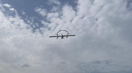 Den ukrainske rekognosceringsdrone OKO-9 har foretaget sin første flyvning - dronen kan flyve op til 100 km og nå en hastighed på 100 km/t.