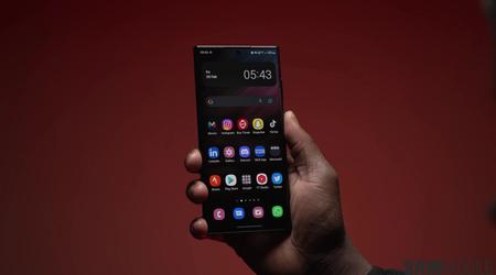 Samsung tester One UI 7.0 til Galaxy S22: den første firmware er dukket op i Polen