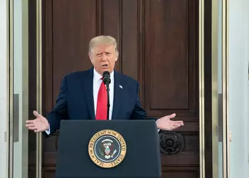 Trump kritiserer EU for bøder til ...