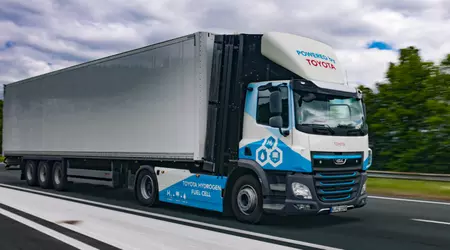 Toyota har lanceret brintlastbiler til at levere dele i Europa