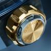 Золоті елементи на Huawei Watch Ultimate Design Master Sapphire Gold