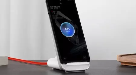 OnePlus har afsløret Air VOOC Wireless Flash Charger A1: en 50W trådløs opladningsdock til OnePlus 12.