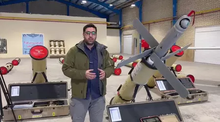 Iran præsenterer teknologi til opsendelse af droner fra under vandet