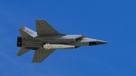 Russerne viser Kim Jong Un moderniseret MiG-31I-kampfly til Kh-47M2 pseudo-hypersoniske missiler