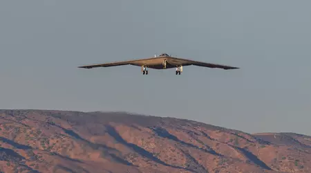 Det amerikanske luftvåben har officielt bekræftet den vellykkede flyvning af et B-21 Raider atombombefly til Edwards Base.