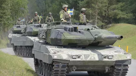 Sverige har overført 10 Stridsvagn 122-kampvogne til Ukraine, en moderniseret version af den tyske Leopard 2A5-kampvogn.