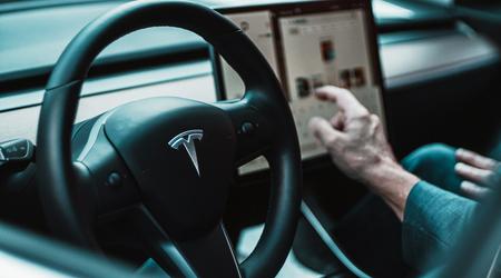 Tesla halverer abonnementsprisen på Full Self Driving midt i nedgangen i salget af nye biler