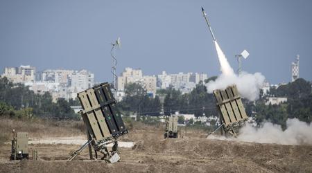 Israel har anmodet USA om missilafskærmningsenheder til luftforsvarssystemet Iron Dome og bomber med lille diameter.