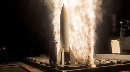 Republikanerne afviser flerårig finansiering af indkøb af Standard Missile 6-missilafskærere og AIM-120 AMRAAM-flymissiler