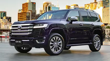 Toyota Land Cruiser 300 er nu en selvkørende hybrid.