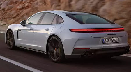 Porsche afslører to plug-in-hybridbiler Panamera 4 E-Hybrid og 4S E-Hybrid med en rækkevidde på op til 96 km på el
