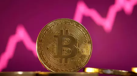 Bitcoin nåede en ny rekord og oversteg 70.000 dollars