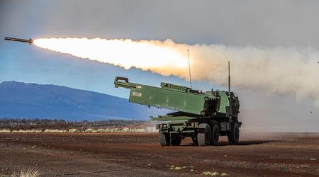 Ukrainsk SHARK-drone hjalp det amerikanske HIMARS-missilsystem med at ødelægge russiske BM-21 Grad og BM-27 Uragan multiraketkastere