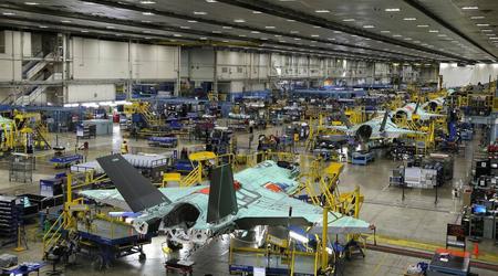 Lockheed Martin har modtaget næsten 606,8 millioner dollars til indkøb af komponenter til produktion af 173 F-35 Lightning II-kampfly af femte generation.