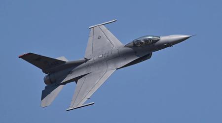 Thailand overvejer at købe F-16 eller Gripen