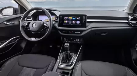 En bilmodel er stadig meget populær med manuel gearkasse