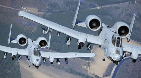 Legendariske A-10 Thunderbolt II angrebsfly fra Arizona er ankommet til Mellemøsten for at afskrække Hizbollah fra at angribe Israel.