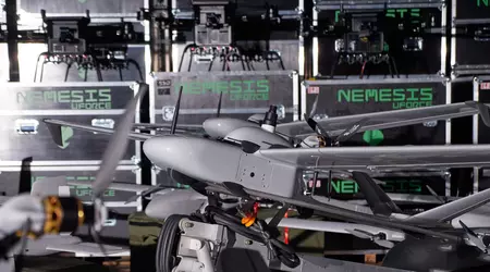 Tung ukrainsk drone NEMESIS ødelægger russisk Strela-10M4 luftforsvarssystem - video