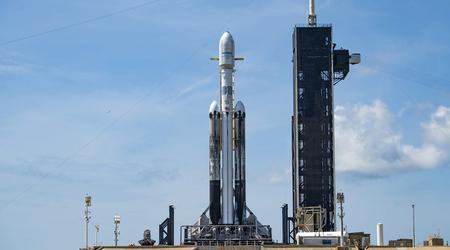 SpaceX kunne ikke sende verdens største satellit ud i rummet og aflyste Falcon Heavy-opsendelsen få sekunder før start.
