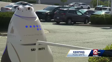  I USA hjælper en AI-drevet sikkerhedsrobot med at bekæmpe kriminalitet og sender oplysninger til politiet i et indkøbscenter (video).