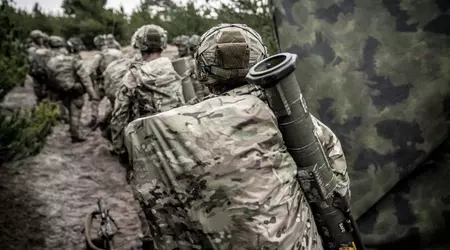 Danmark indfører obligatorisk militærtjeneste for kvinder