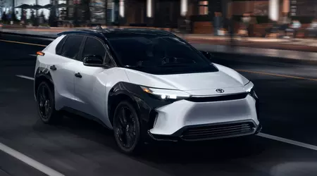Den elektriske Toyota bZ4X 2025 er faldet i pris med 6.000 dollars og har fået en ny Nightshade Edition