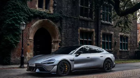 Xiaomi har afsløret elbilen SU7 Ultra i en elegant Space Silver-farve