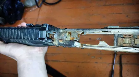 Russiske militære propagandister går til angreb: AK-12 viste sig at være "rusten lort"