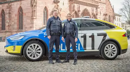 Tesla Model X elbil overgår Basel-politiets forventninger