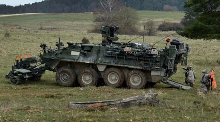USA forbereder en ny militær hjælpepakke til Ukraine, som vil omfatte klyngeammunition og Bradley- og Stryker-kampkøretøjer.