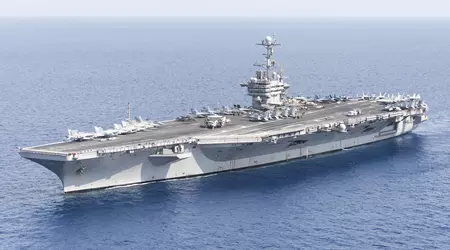 Kaptajn på hangarskibet USS Harry S. Truman afskediget på grund af kollision med civilt fartøj 