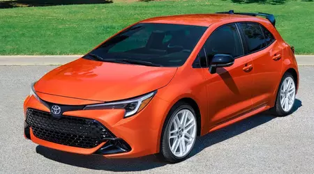 Hvide fælge, lys karrosserifarve: Toyota Corolla FX Edition har fået designelementer i retrostil