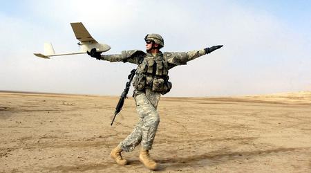 USA donerede gratis AeroVironment RQ-11 Raven rekognosceringsdroner til den ecuadorianske flåde