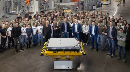 Den spanske bilproducent Seat har produceret de første batteriprøver til sine elektriske biler i næste generation