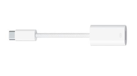 Efter afsløringen af iPhone 15 begyndte Apple at sælge USB-C-Lightning-adapteren for 29 dollars.