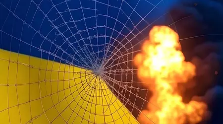 Ukraine ødelagde 34% af Ruslands strategiske luftfart i løbet af en dag: præsident Zelensky kommenterede operation "Spider web"