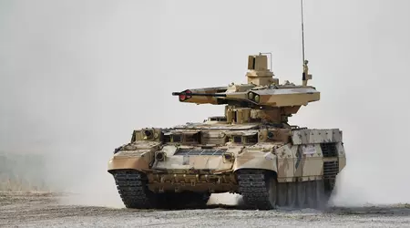 Billige FPV-droner ramte et sjældent russisk Terminator-kampstøttekøretøj og den T-80-kampvogn, der forsøgte at evakuere det