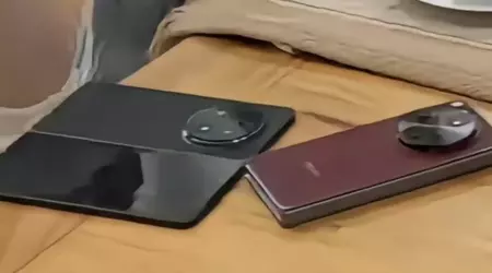 Den kommende Oppo Find N5 er dukket op på et live-billede sammen med Oppo Find N3