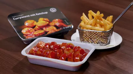 Den legendariske Volkswagen Currywurst rammer hylderne i tyske supermarkeder i en opdateret form