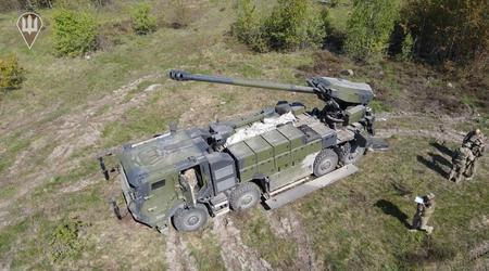 Ukrainske faldskærmssoldater viste, hvordan man bruger CAESAR SAU baseret på Tatra 8×8-chassis (video)